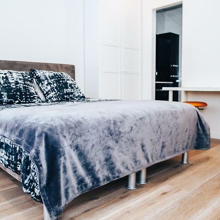 35M2 - 10 Min De Cdg - 30 Min De Paris - 10 Du Salon Expo Villepinte Ле-Тіє Екстер'єр фото
