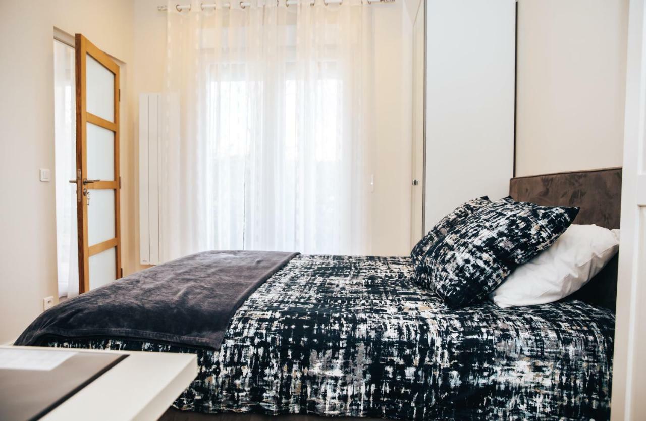 35M2 - 10 Min De Cdg - 30 Min De Paris - 10 Du Salon Expo Villepinte Ле-Тіє Екстер'єр фото