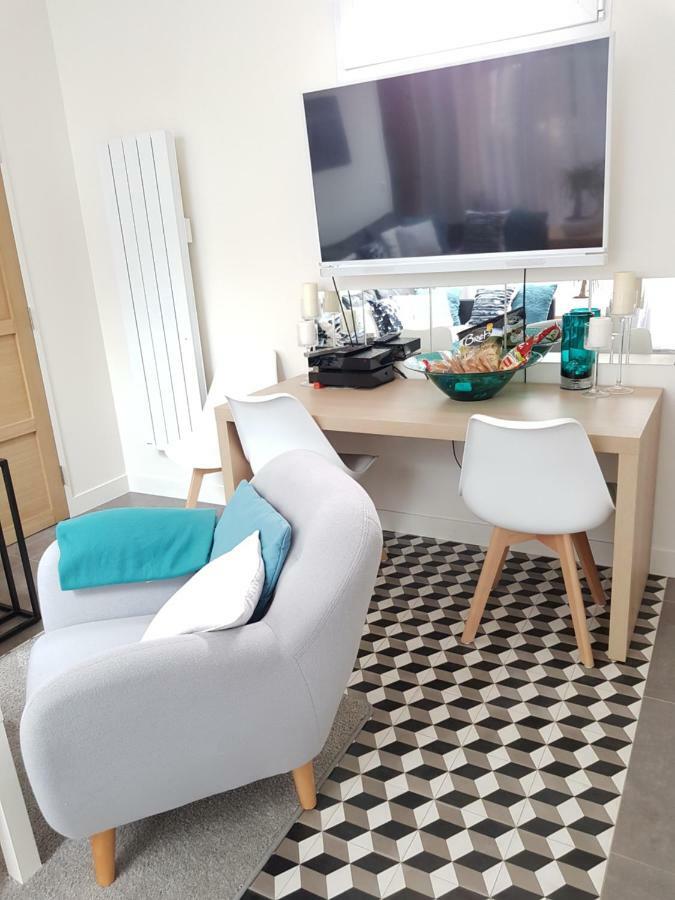35M2 - 10 Min De Cdg - 30 Min De Paris - 10 Du Salon Expo Villepinte Ле-Тіє Екстер'єр фото